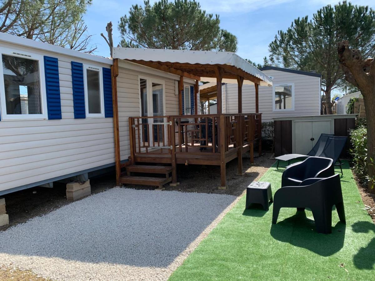 Mobilhome Vias Plage Dans Camping Exterior foto