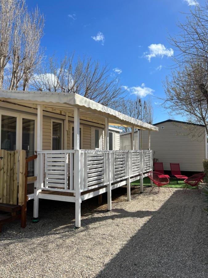 Mobilhome Vias Plage Dans Camping Exterior foto