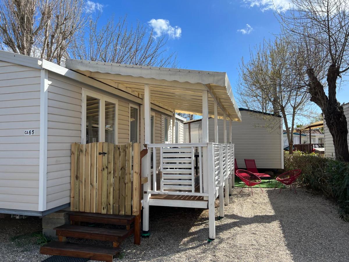 Mobilhome Vias Plage Dans Camping Exterior foto